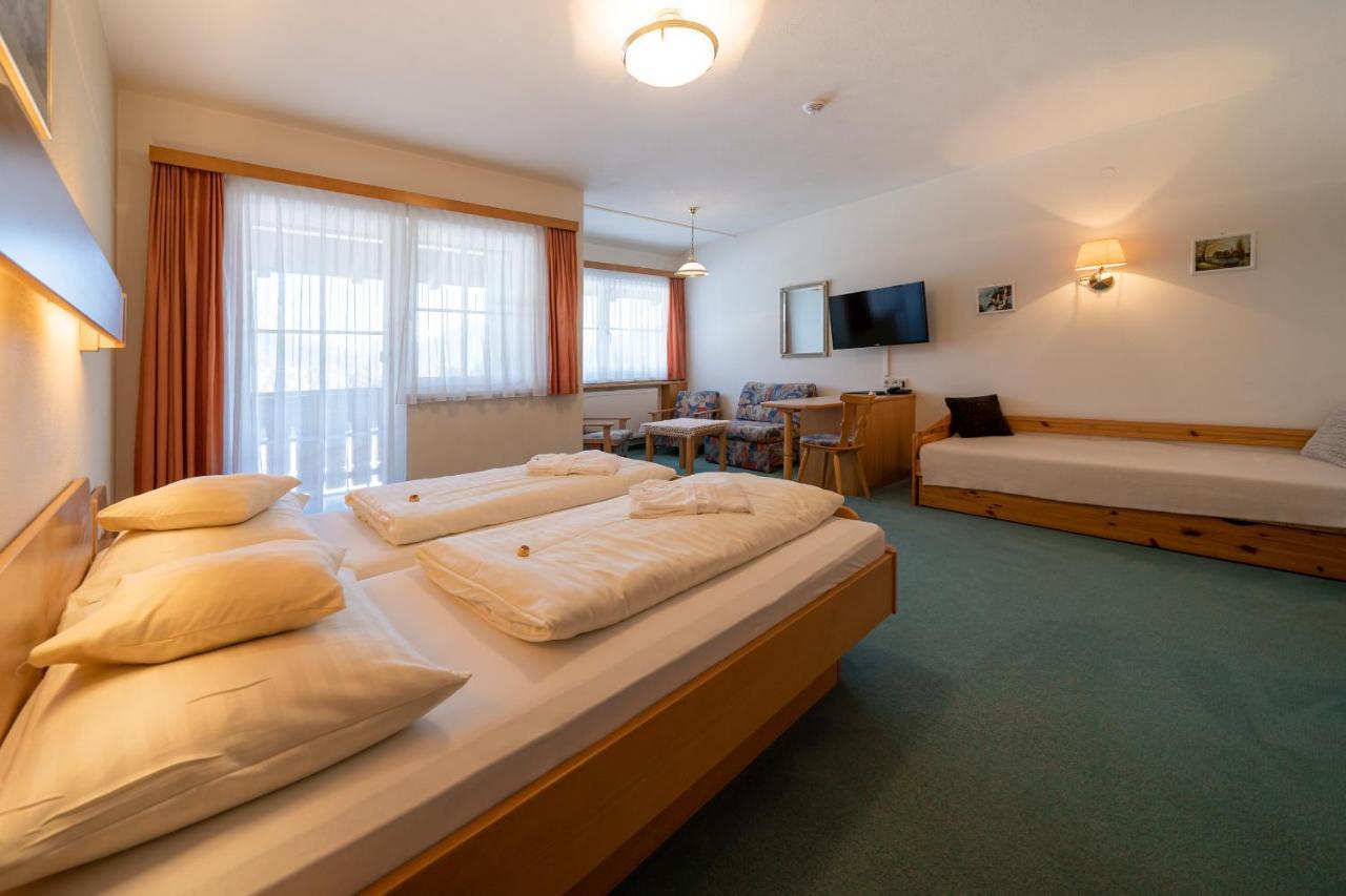 Hotel Tischlbergerhof Ramsau am Dachstein Exterior photo